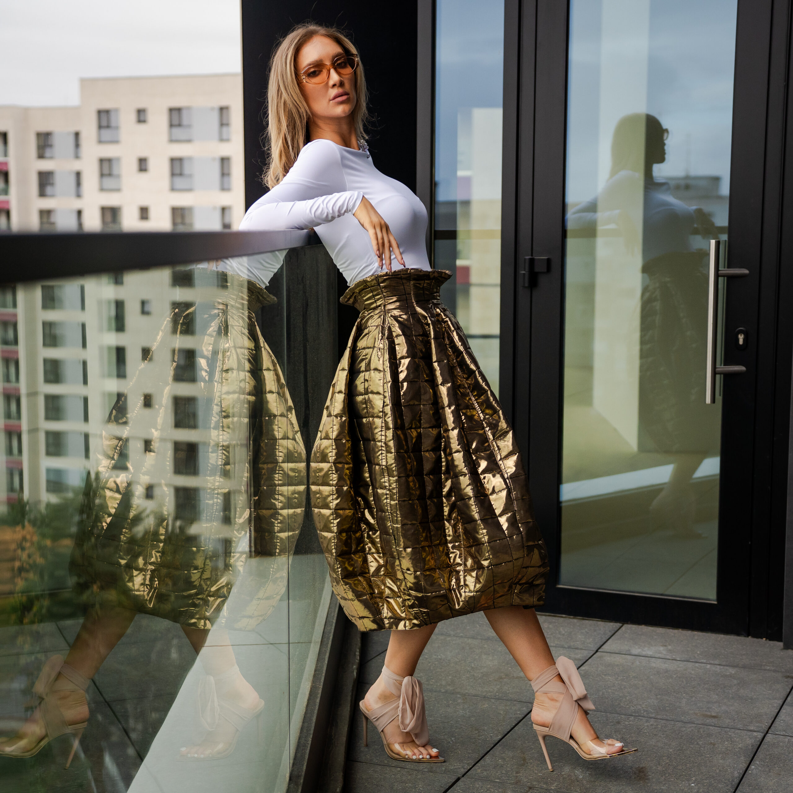 Fusta Lalea din kapitone fin cu aspect matlasat, Auriu - imagine 2