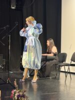 Rochia Ice Blue, din tafta bleu cu mâneci statement și cordoane ajustabile - imagine 4